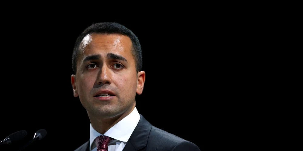 Άγρια κόντρα Γιούνκερ-Ντι Μάιο για τον ιταλικό προϋπολογισμό: Σε 6 μήνες έχεις τελειώσει…